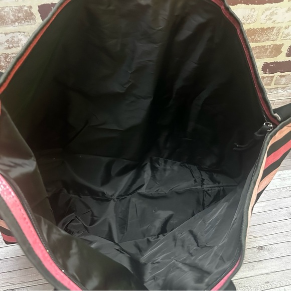 Victoria Secret Black and Pink Stripe Tote Bag | eBay Victoria\'s Secret Black and Pink Striped Tote Bag